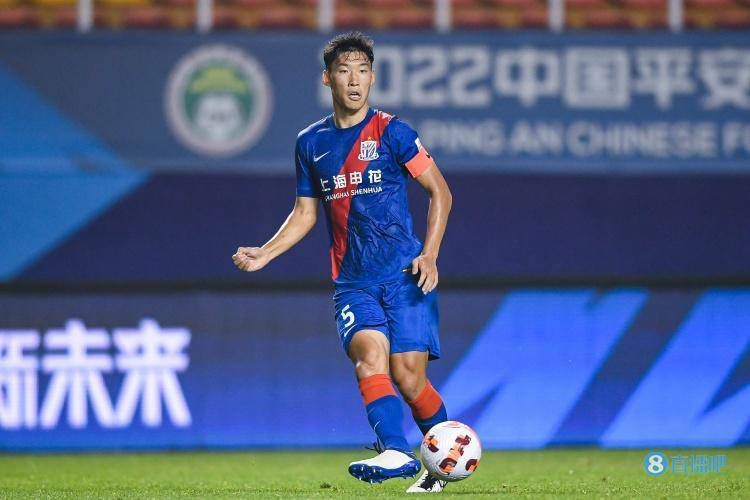 影片由蒋龙、齐溪、杨超越、王子川、张弛、曹炳琨、黄毅、叶泉希领衔主演，倪大红、蔡明、田雨、丁嘉丽、成泰燊特别主演。