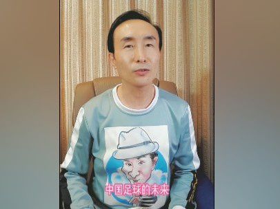 影片由约瑟夫·科辛斯基执导，布拉德·皮特领衔主演，著名F1车手刘易斯·汉密尔顿、布拉德·皮特参与制片，汉斯·季默 《F1：狂飙飞车》曝特辑 汉斯·季默演奏激情乐章 2025-06-25 《F1：狂飙飞车》发布“激情乐章”制作特辑，揭秘好莱坞配乐大师汉斯·季默为影片作曲的幕后故事。