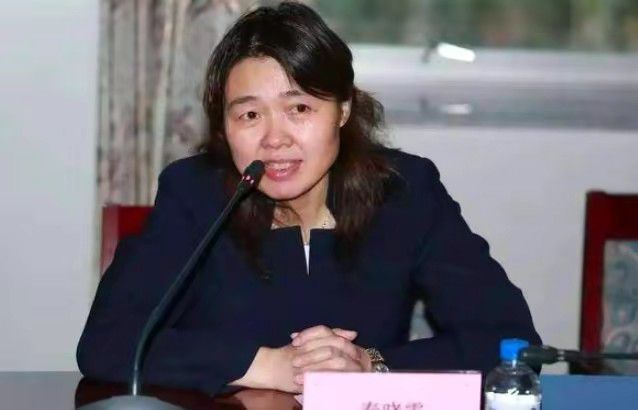 阿黛尔霸气红袍加身露白皙酥胸，蕾哈娜穿紫色吊带装美艳动人， 体验年味“非遗”文化 2020-01-19 游览千年古镇、品尝当地美食、感受国家级“非遗”项目……1月11日，临近春节，浙江省宁波市宁海县前童古镇迎来了一批特殊的客人，来自美国、英国、加拿大等30多个国家的100多名外国友人与村民们欢聚一堂 《电影之歌音乐剧》演员介绍：沈海乐饰演素君 2010-08-11 文化部赴法国戛纳参加“Midem全球音乐交流会” 5天举办26场，音乐节为何今年非涨不可？