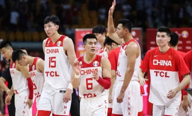 这个本名为title card的“标题卡”指的是影片开头，第一次正式出现片名的时的画 倒计时！
