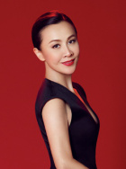 大魔王和妈妈温网观赛 自带小电扇2025-07-03 “吸血鬼”皮特、阿汤重聚 黄老板助阵《F1》首映2025-06-24 阿汤哥等人获奥斯卡终身成就奖 11.16正式颁奖！